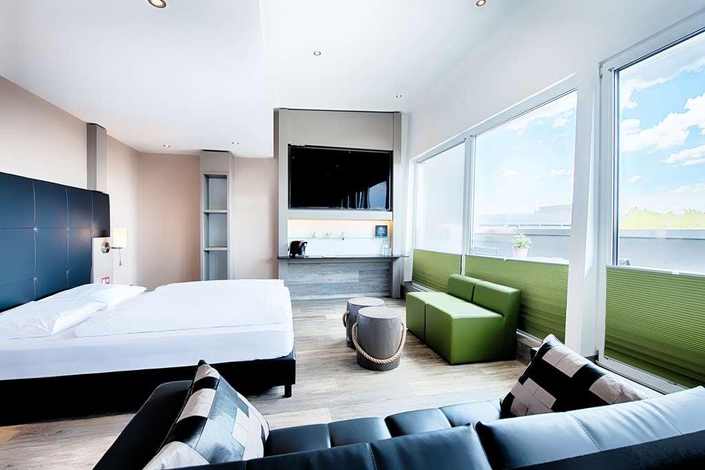 Garner By Ihg Hotel 4*